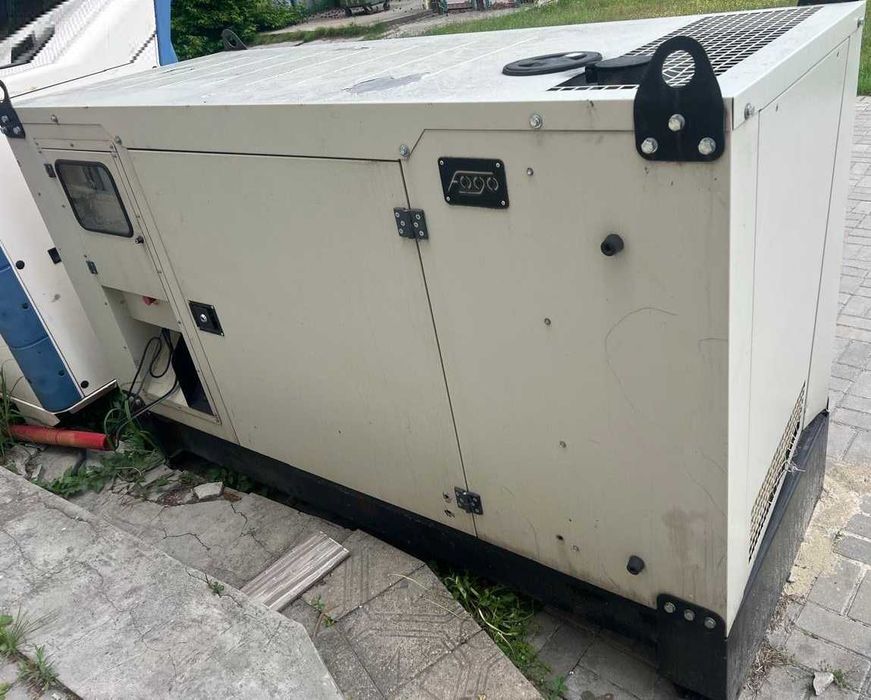 Дизельний генератор 68 кВт електростанція FOGO FI90ACG