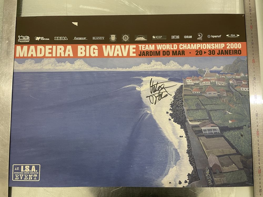 Poster muito raro assinado camp. Mundo Surf na Madeira Big waves 2000