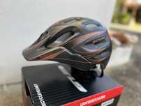 Capacete de BTT - GUB