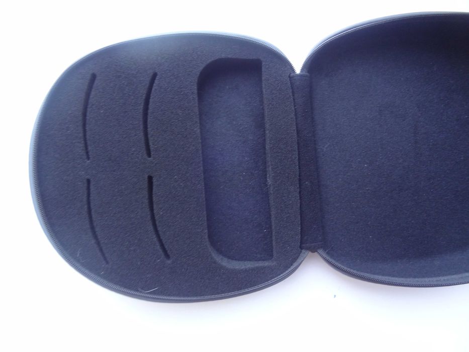 Emporio Armani оригінальний футляр чехол для окулярів