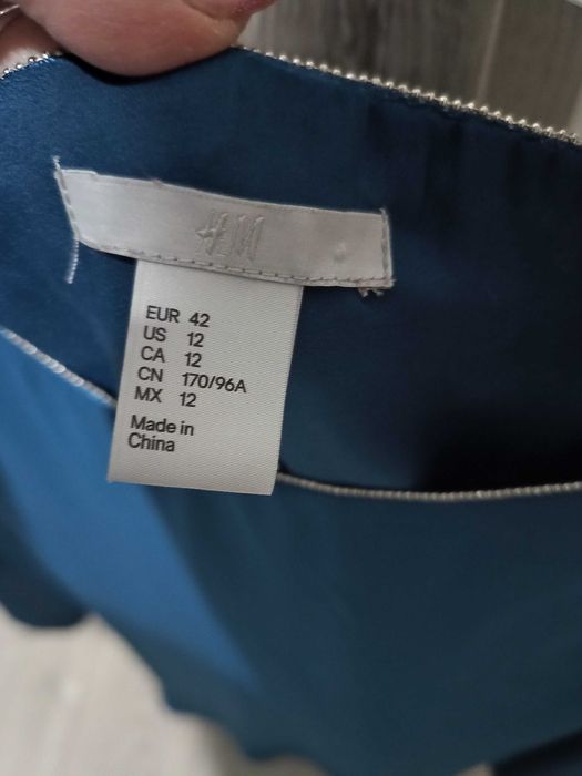 Sukienka szmaragdowa H&M 42