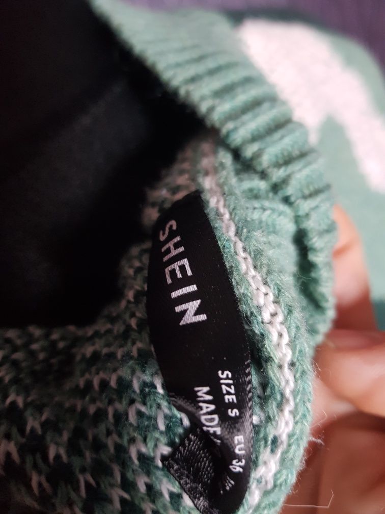 Sweter damski marki Shein rozmiar S.