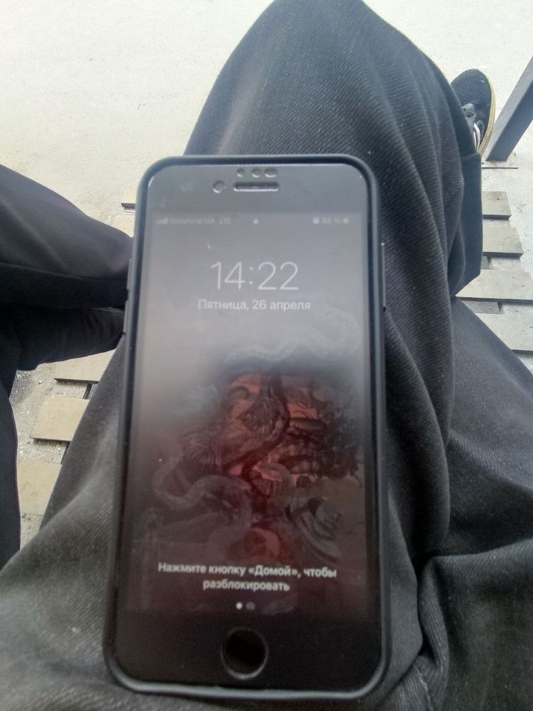 iPhone 7 32ГБ Black б/в