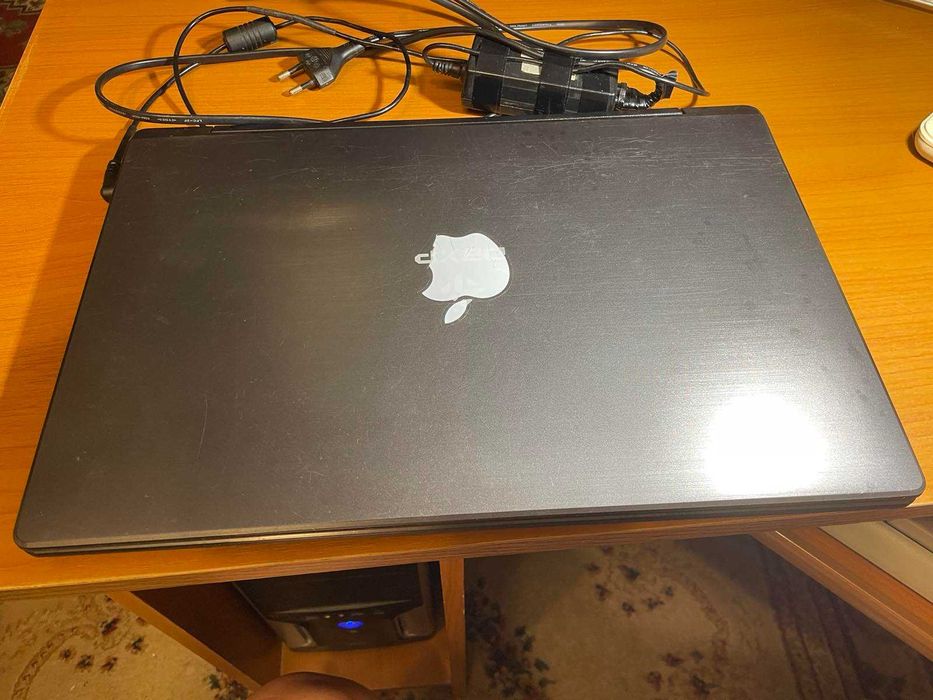 Обміняю з моєю доплатою у Запоріжжі чи продам Ноутбук DEXP CLV-950-PND