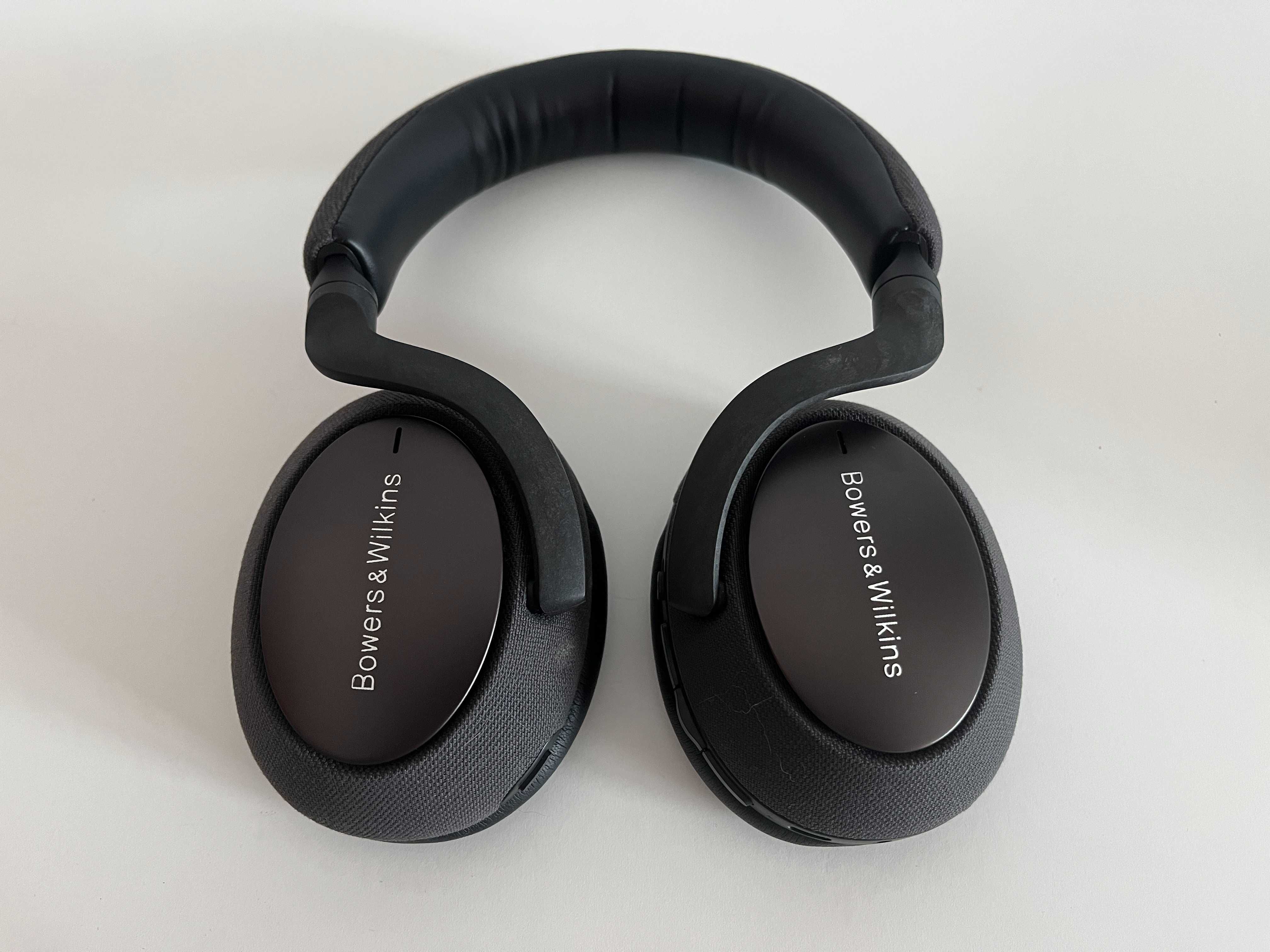 Auscultadores Bluetooth Bowers & Wilkins PX7 noise-cancelling