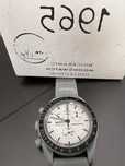 Omega x Swatch 1965 SO33M106 - zegarek używany