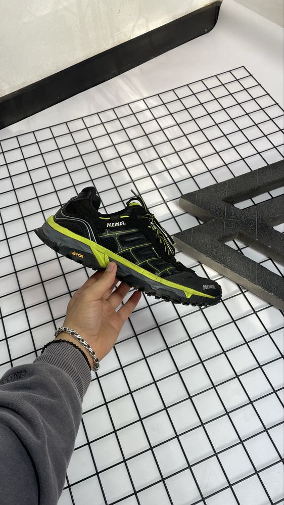 Кросівки трекінгові Meindl Arctic Gore-tex merrel  41.5