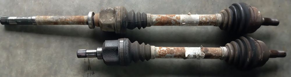 Citroen C3 Picasso 1.6 HDI półoś lewa