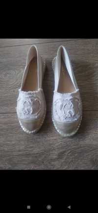 Espadryle, buty wsuwane