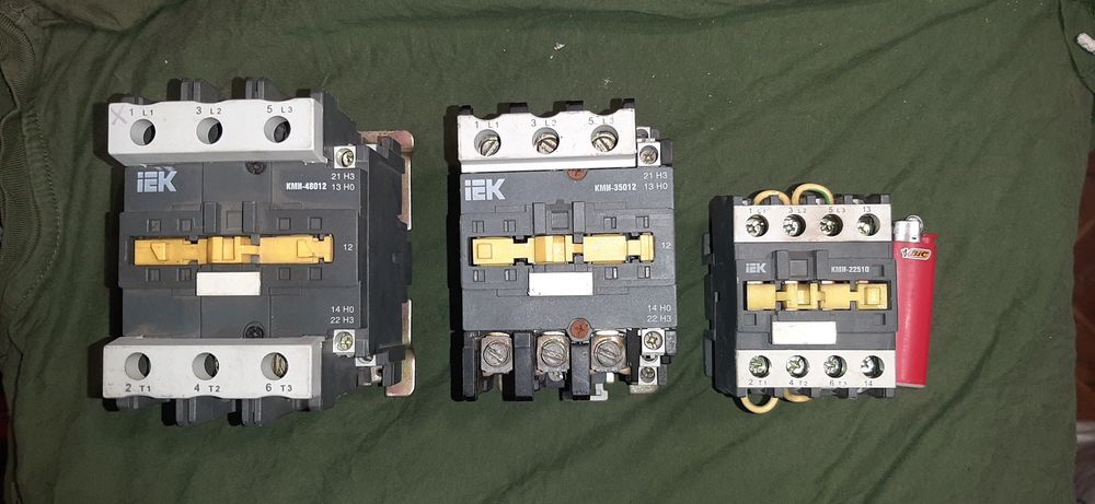 Контактор  пускач КМИ 48012 35012 22510