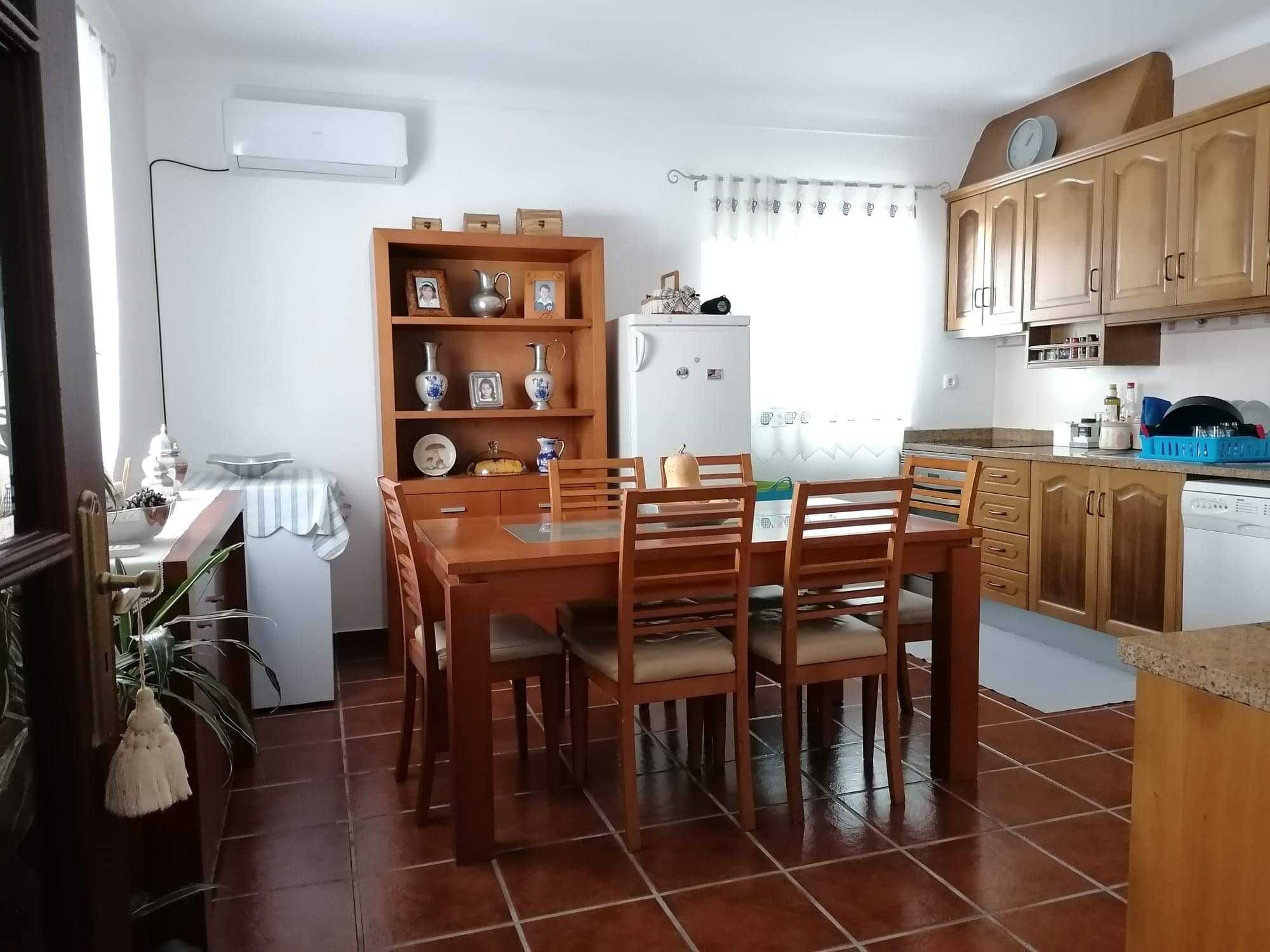 Moradia T2 impecável em Barbacena - Elvas