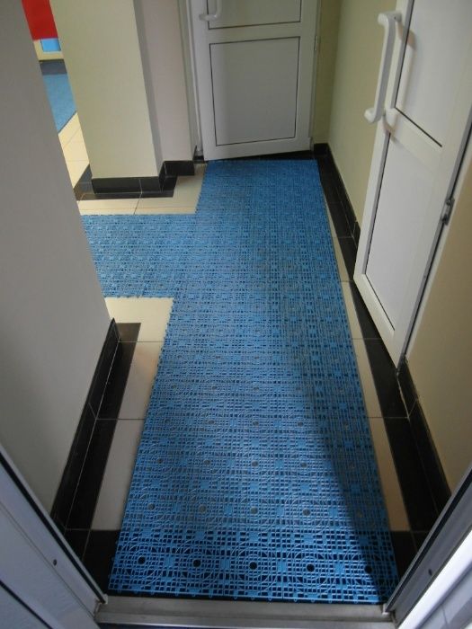 Модульне протиковзке покриття для басейнів і аквапарків "Aquafloor"