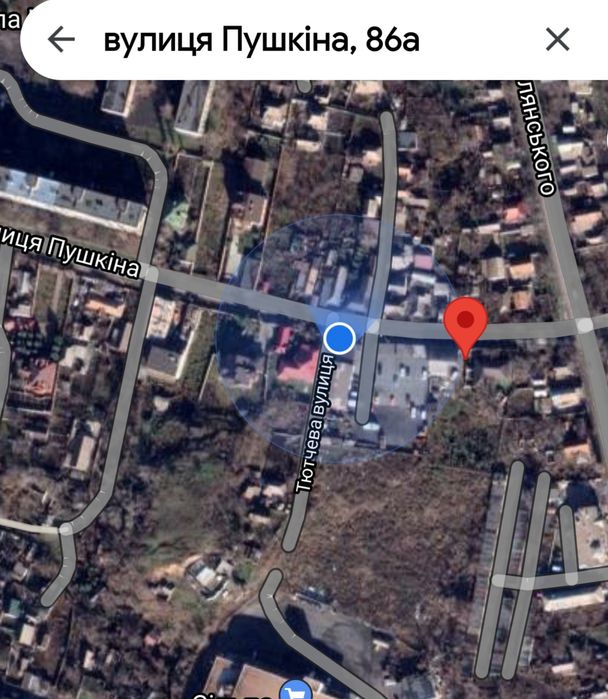 Продам автостоянку с боксам в центре города