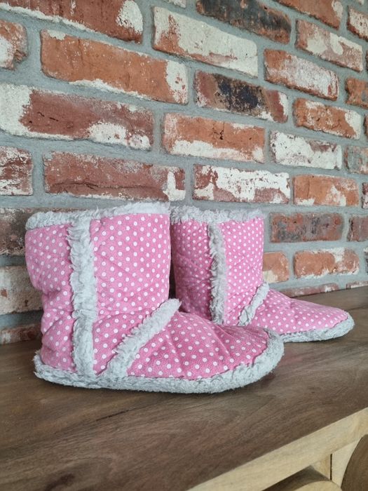 Kapcie ala śniegowce