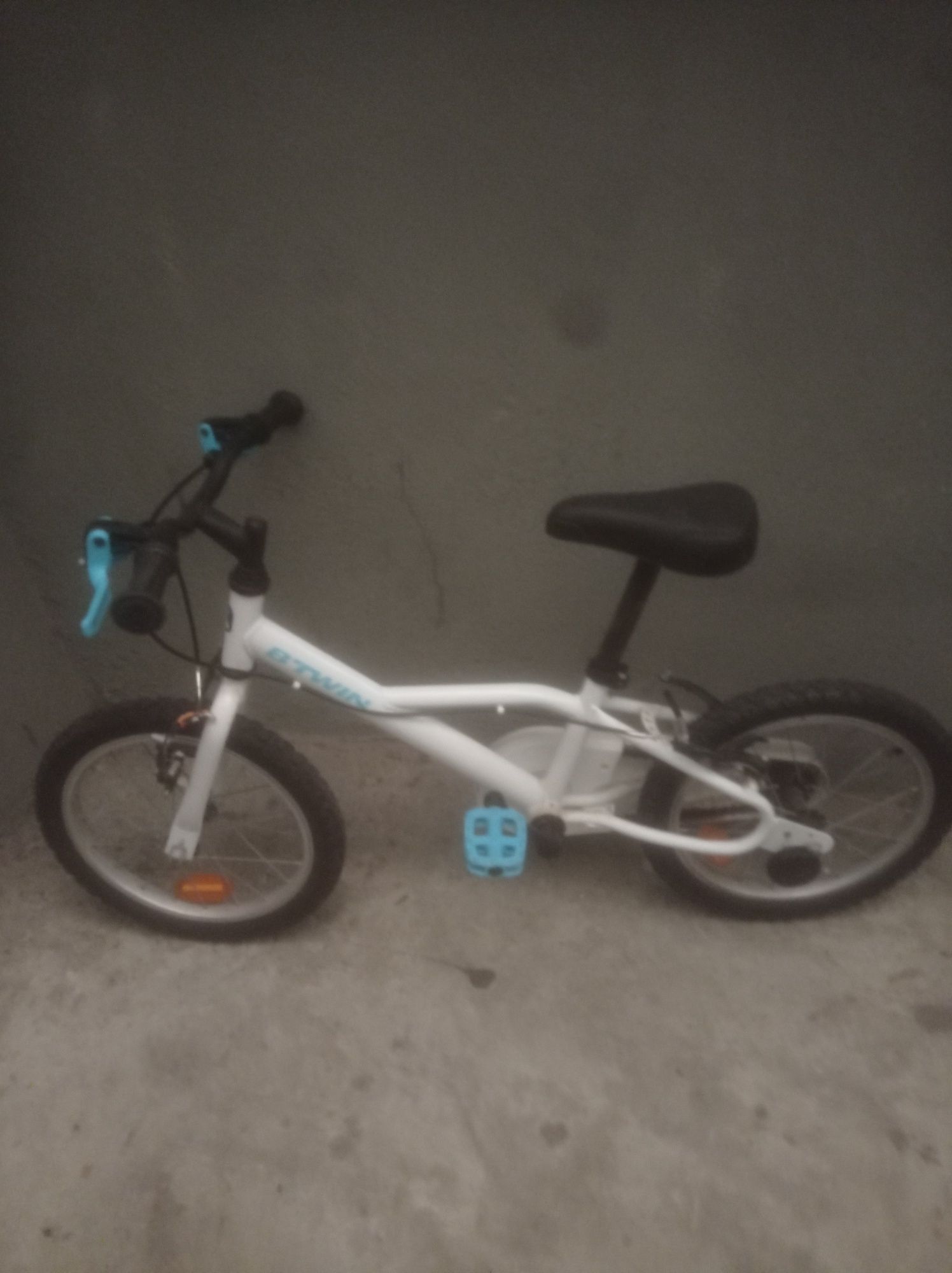 2 Bicicletas de criança.