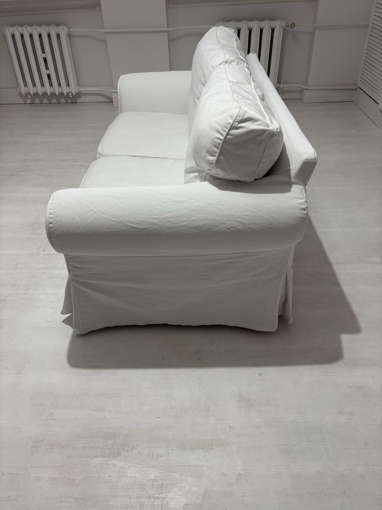 Sofa kanapa ikea ektrop 2osobowa nierozkladana biale pokrowce