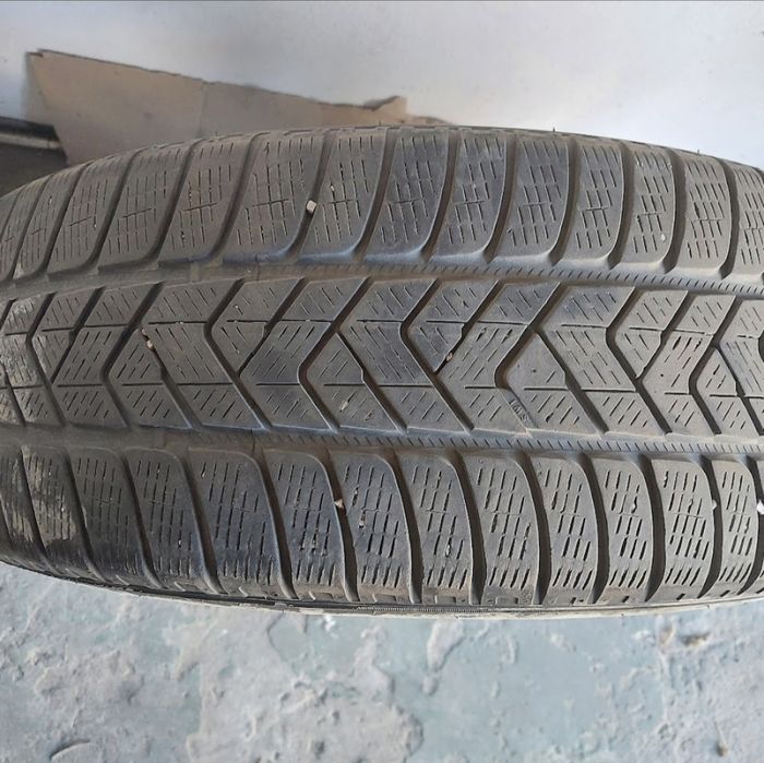 Авторезина Pirelli Scorpion 235/60 R18