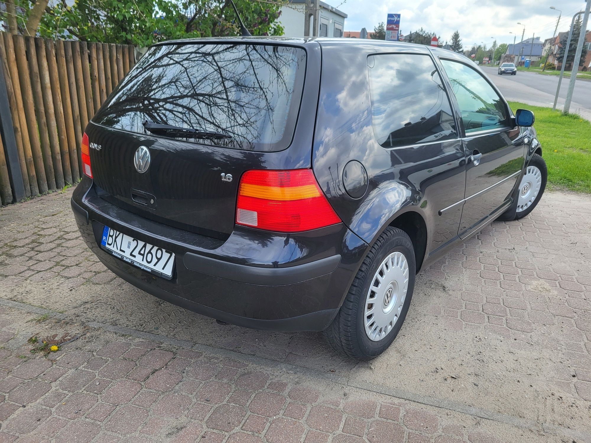 Vw golf IV.1.6 SRi.Ładny stan.W Polsce 5 lat