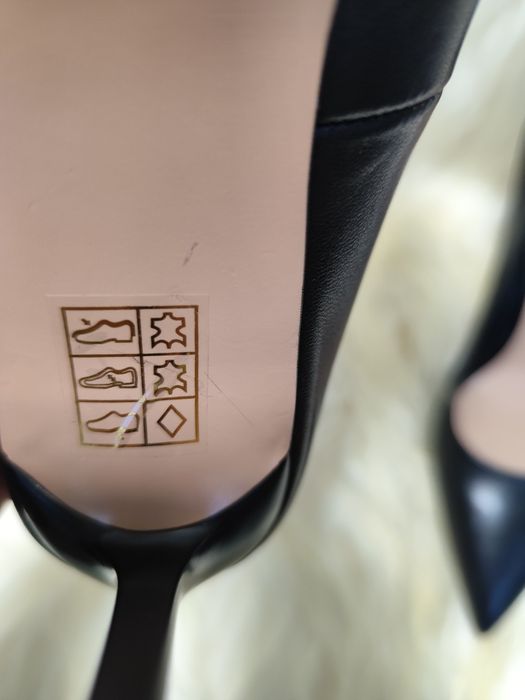 Туфлі жіночі модельні шкіряні.