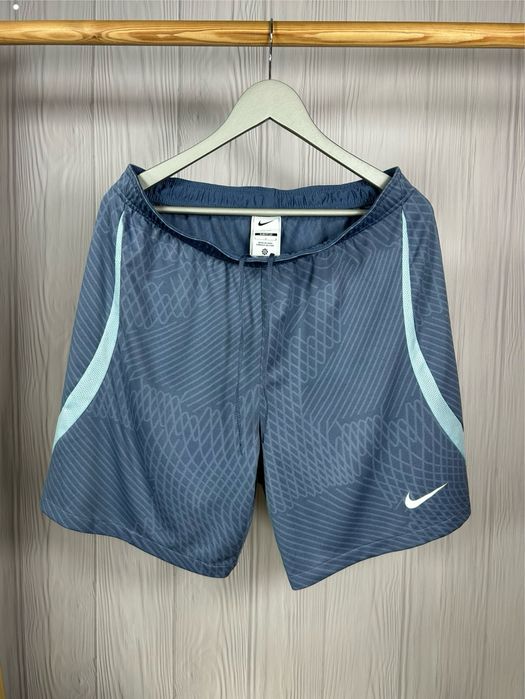 Nike Dri-Fit Strike III легкі спортивні шорти Оригінал!