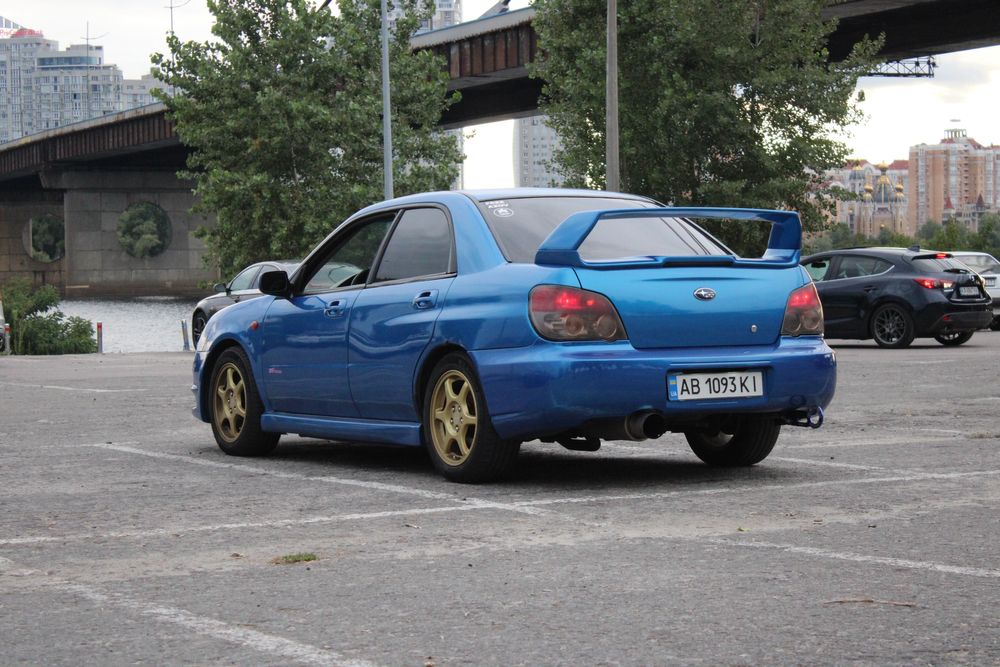 Subaru Impreza 2.0 AT (2006)