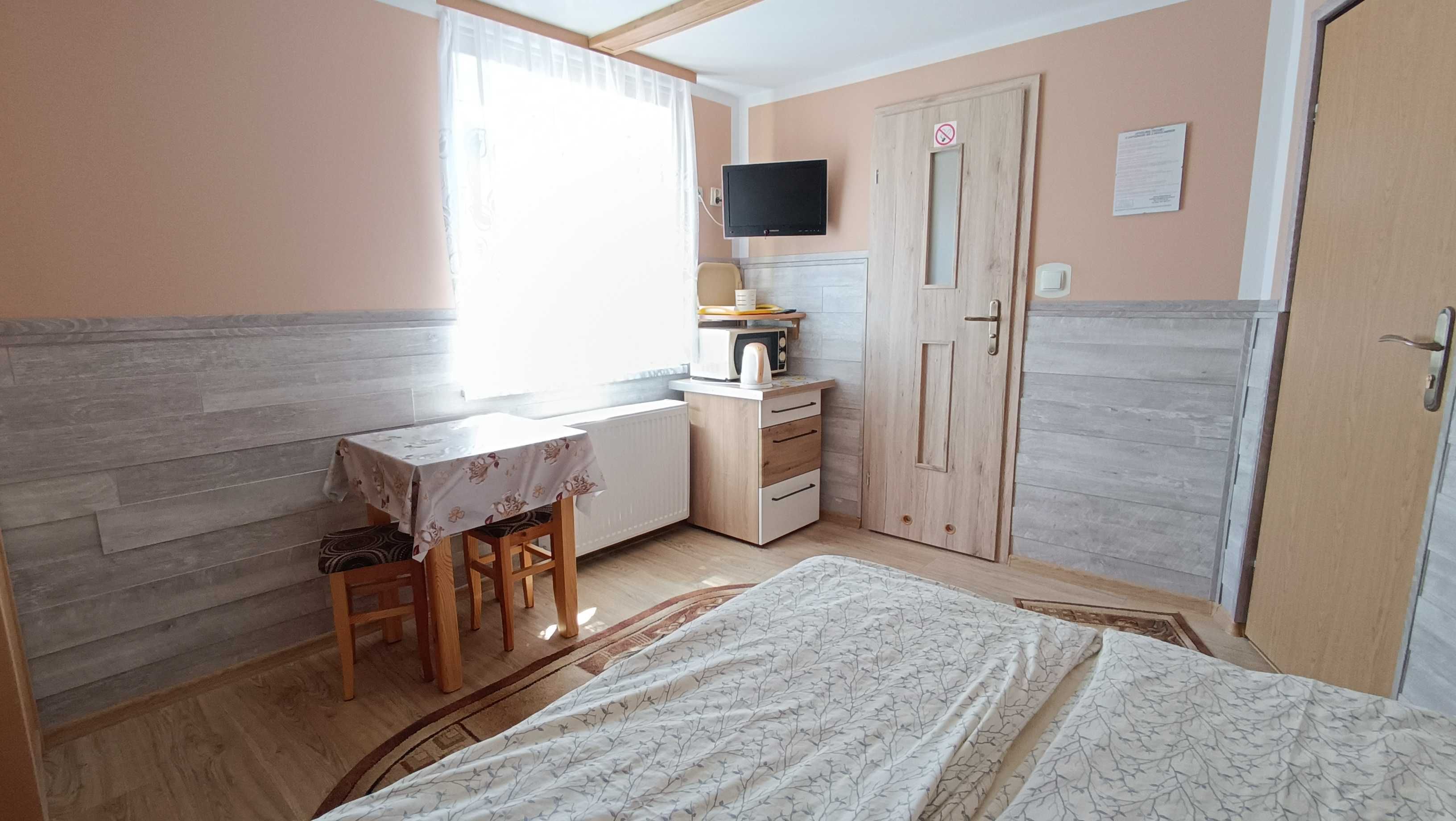 Wolne od 29.08 Apartament i pokoje . Centrum. Noclegi .Góry