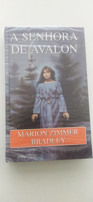 Vários livros novos