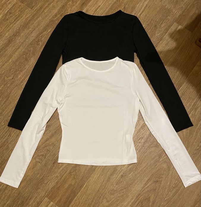 Футболки, обтягуючі боді в стилі Skims