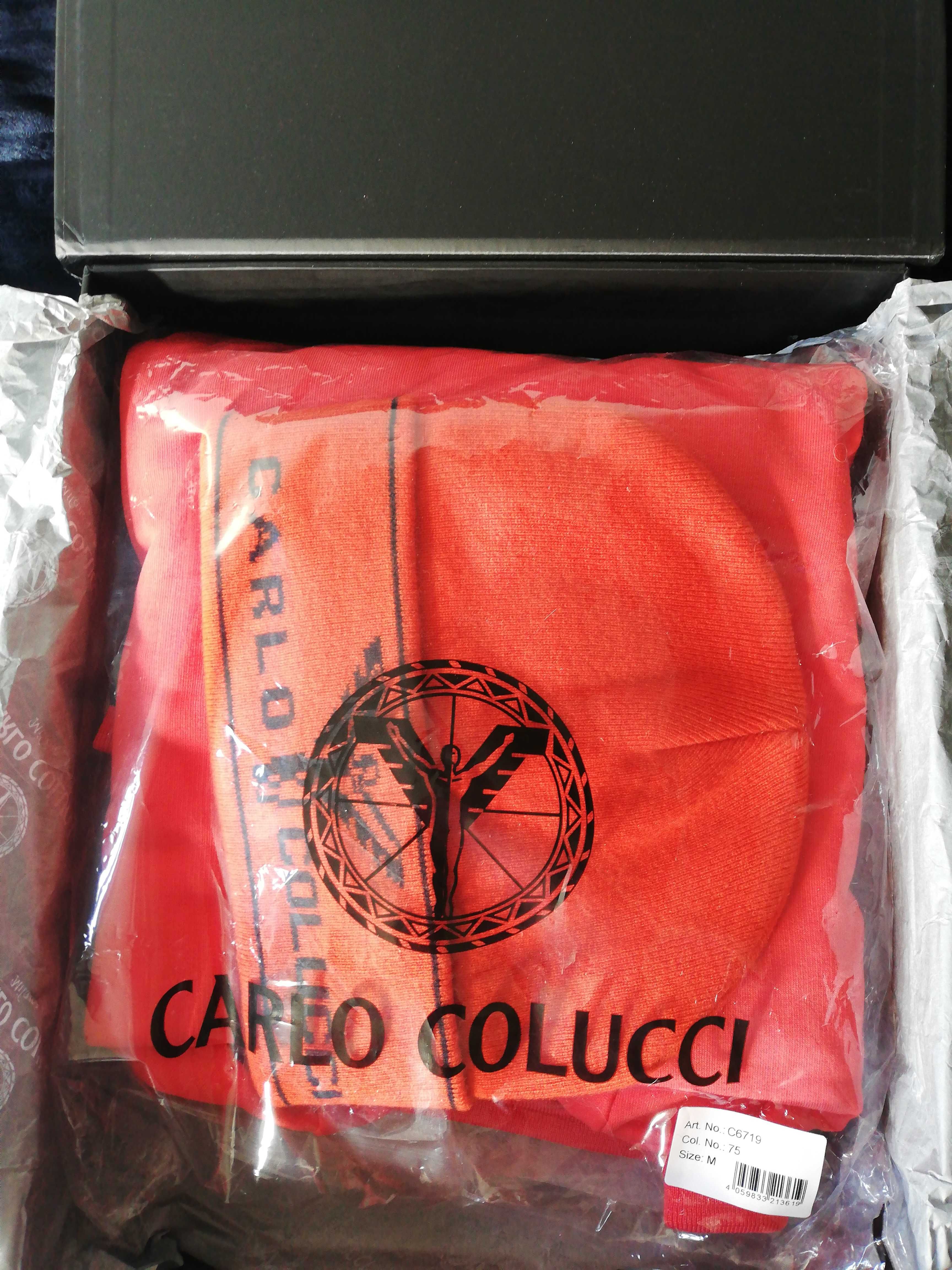 Bluza, czapka Carlo Colucci