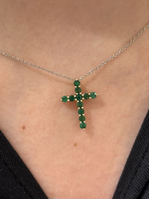 Хрестик з смарагдами 0.70кт золото 585 крестик изумруд