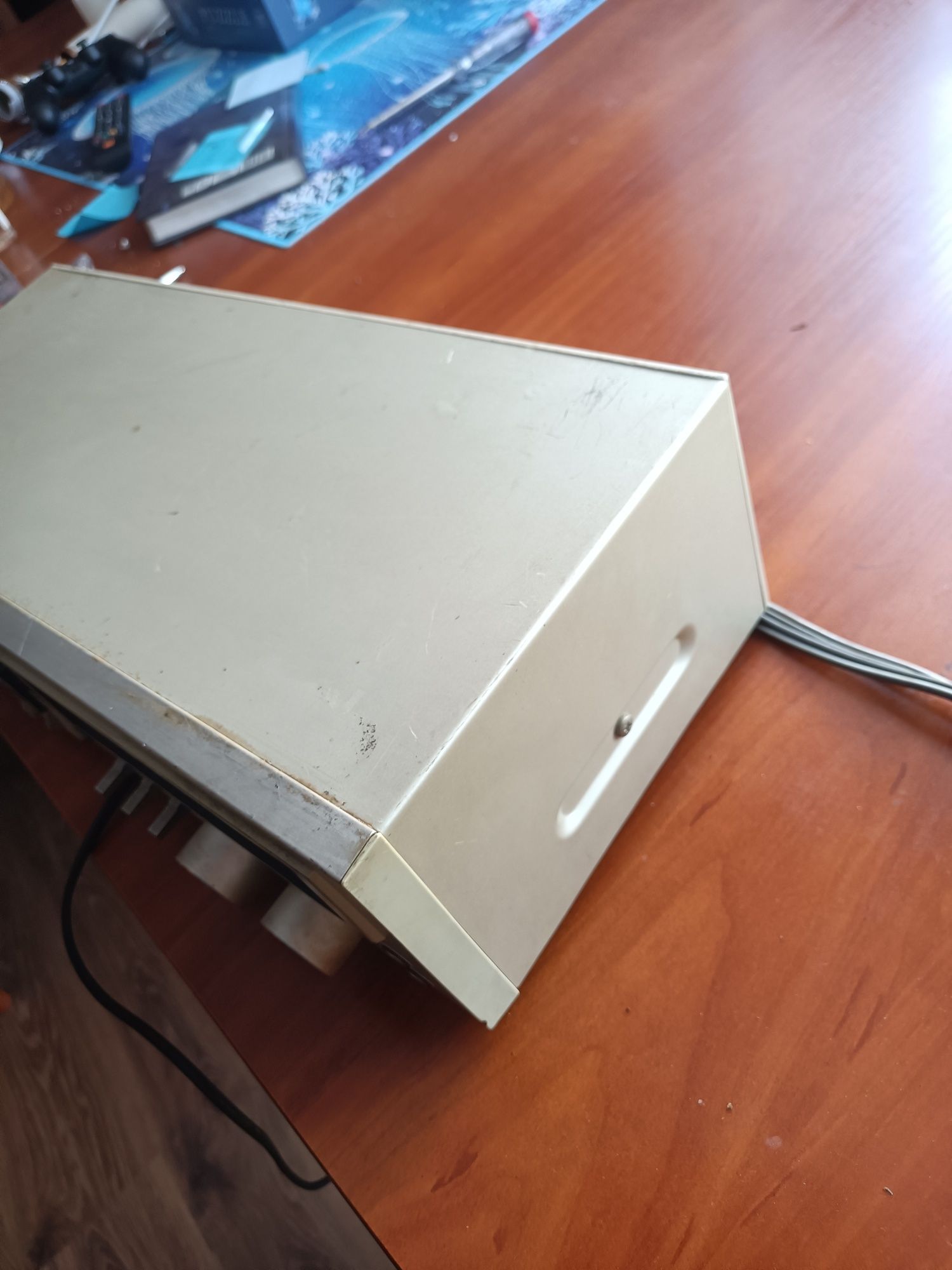 Dek Technics M205