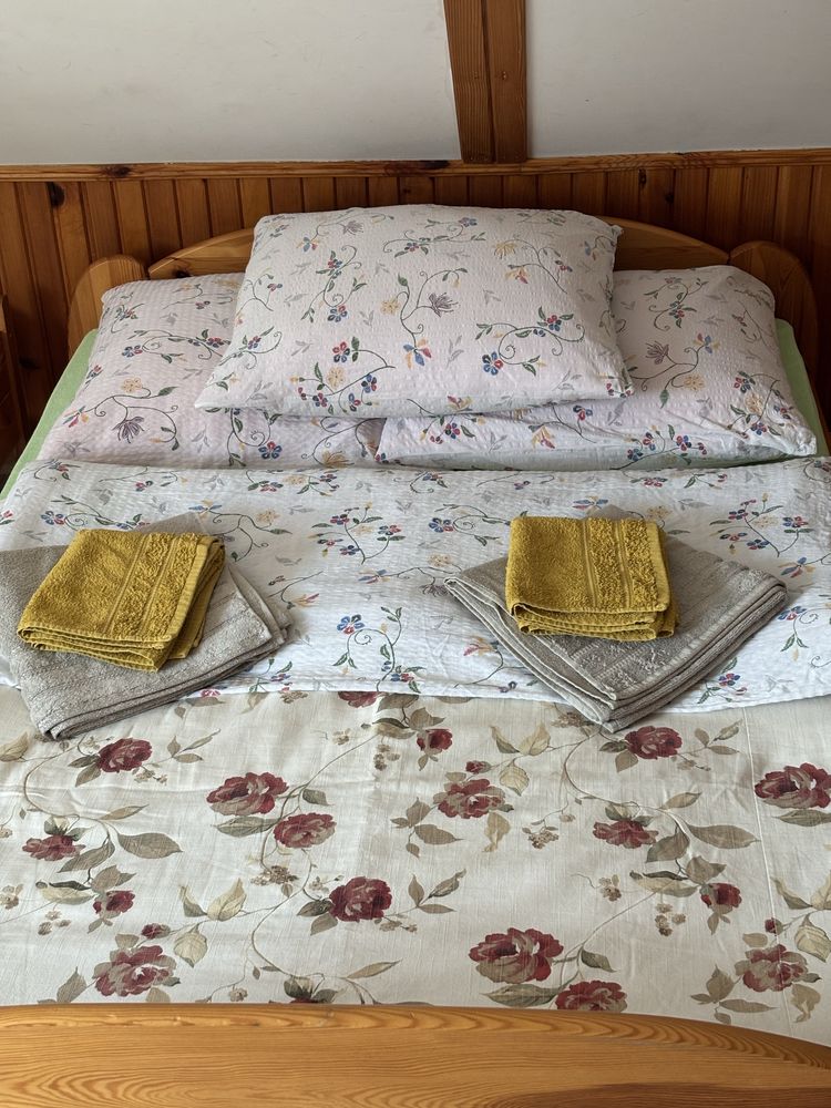 Domek w górach Baśka Bieszczady cały ogrodzony Cisna  .