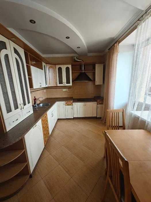 3к 82м2 Сім'ї Стешенків, 3 Строкача м.Святошин, Нивки Ремонт Меблі