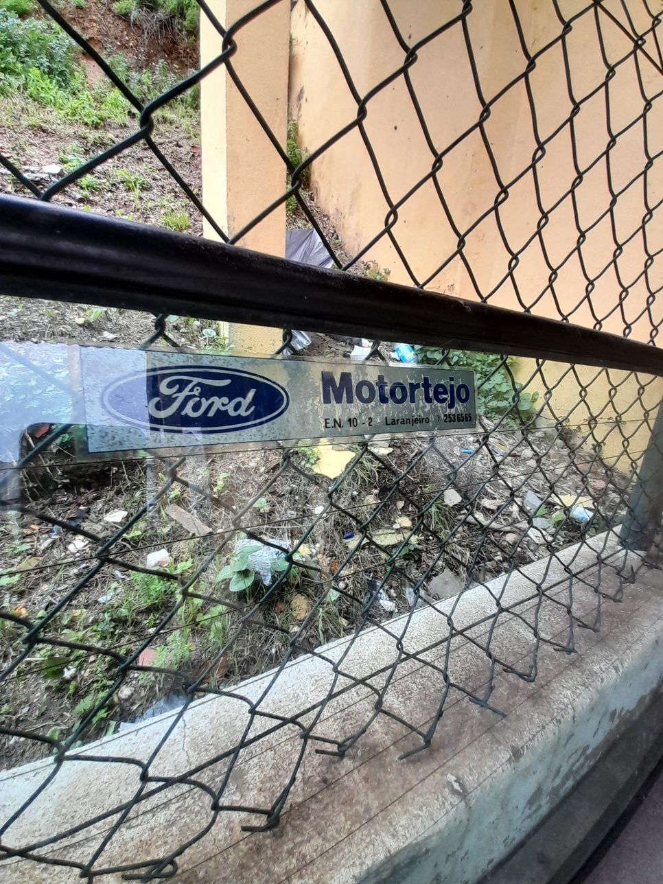 Vidro traseiro ford transit