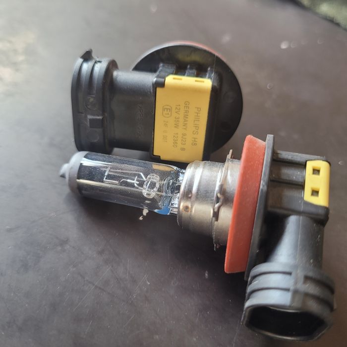 Галогенові лампи 12-24V:  Н7, Н4, Н8, Н11,  HB3