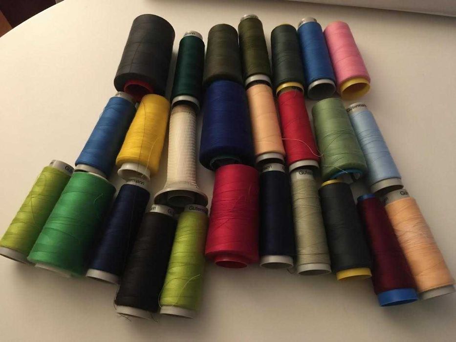 Lote de Linhas para Costura (Cores)