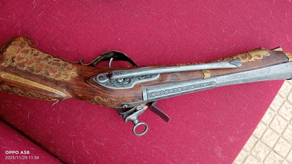 Armas antigas para decoração