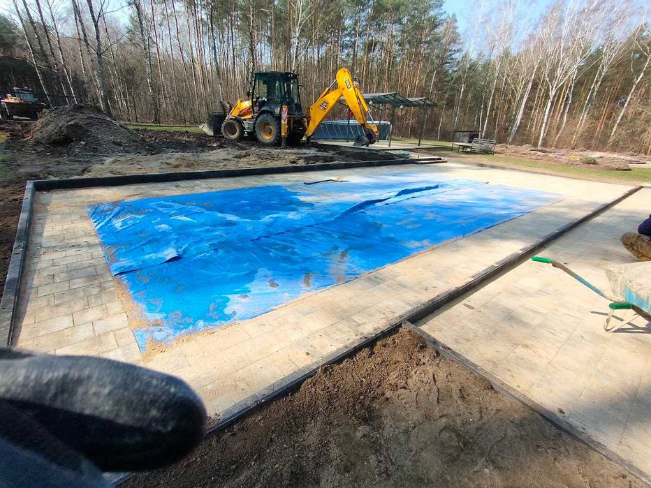 Montaż Ogrodzeń układanie kostki brukowej