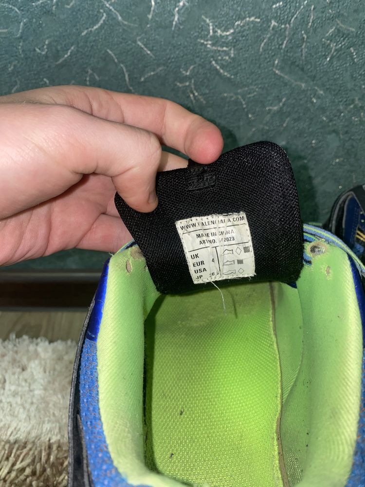 Balenciaga track 1