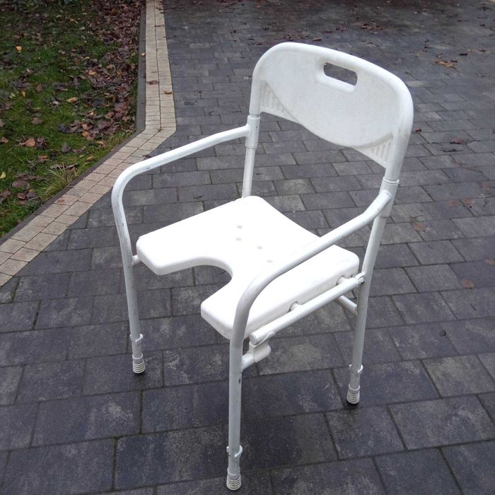 Крісло для ванни/душу зі спинкою та підлокітниками, складне