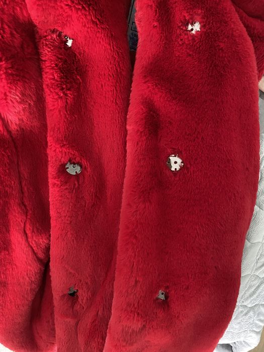 Шуба червона фірми Yavorsky