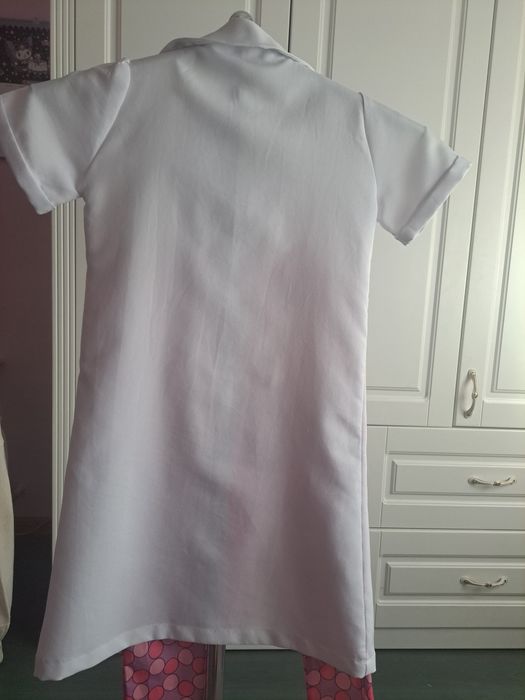 Костюм Доктора Плюшевой на 7-8 лет.