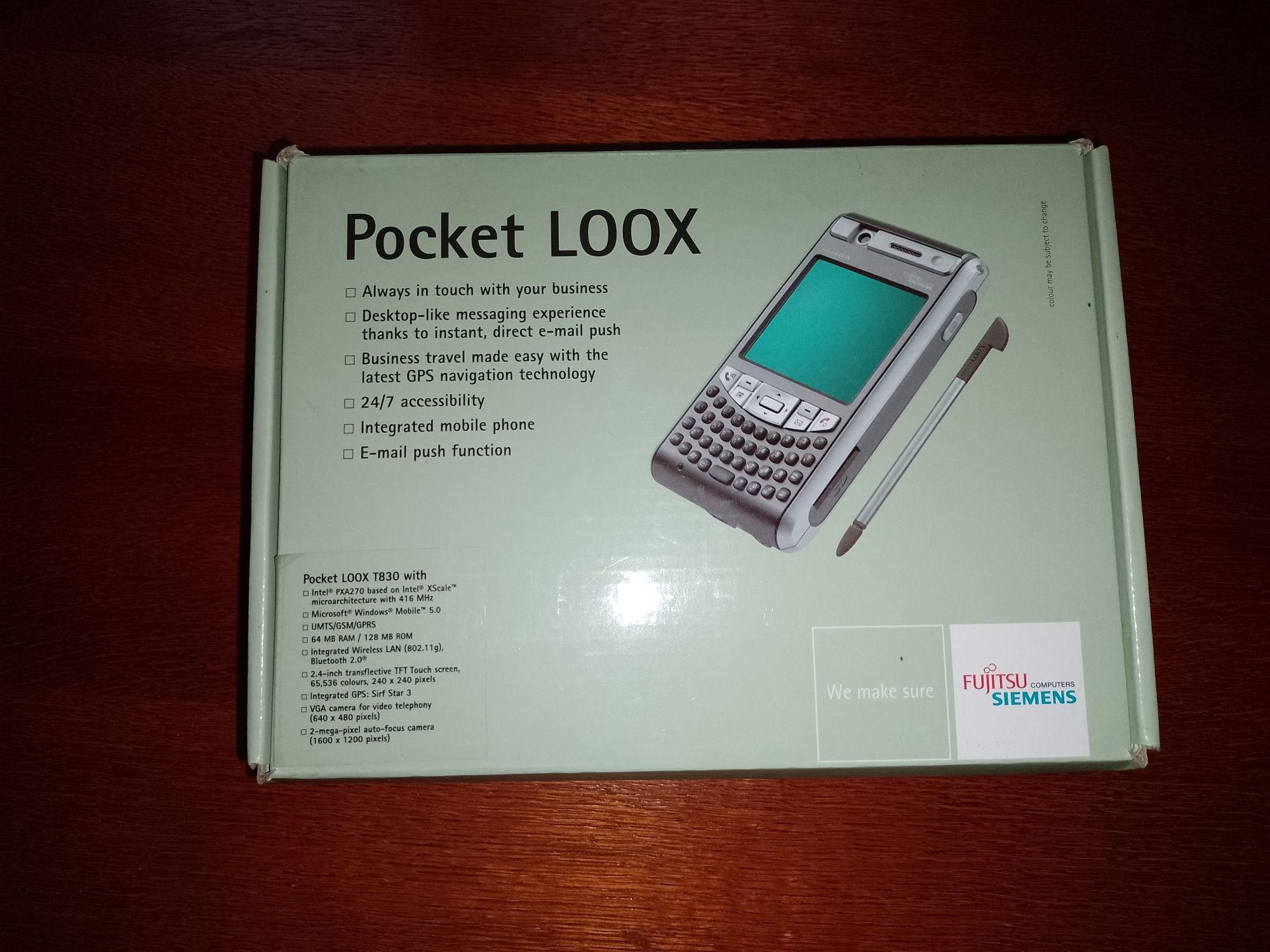 Pocket Loox T830
Zestaw zawiera: