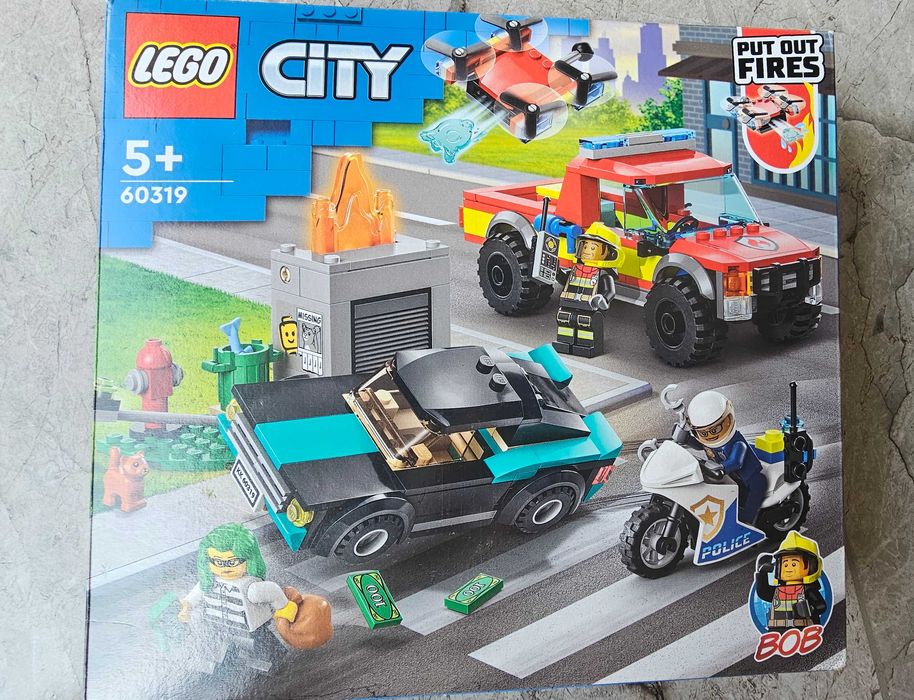 Лего Сіті 60319 Пожежна бригада та поліцейська погоня