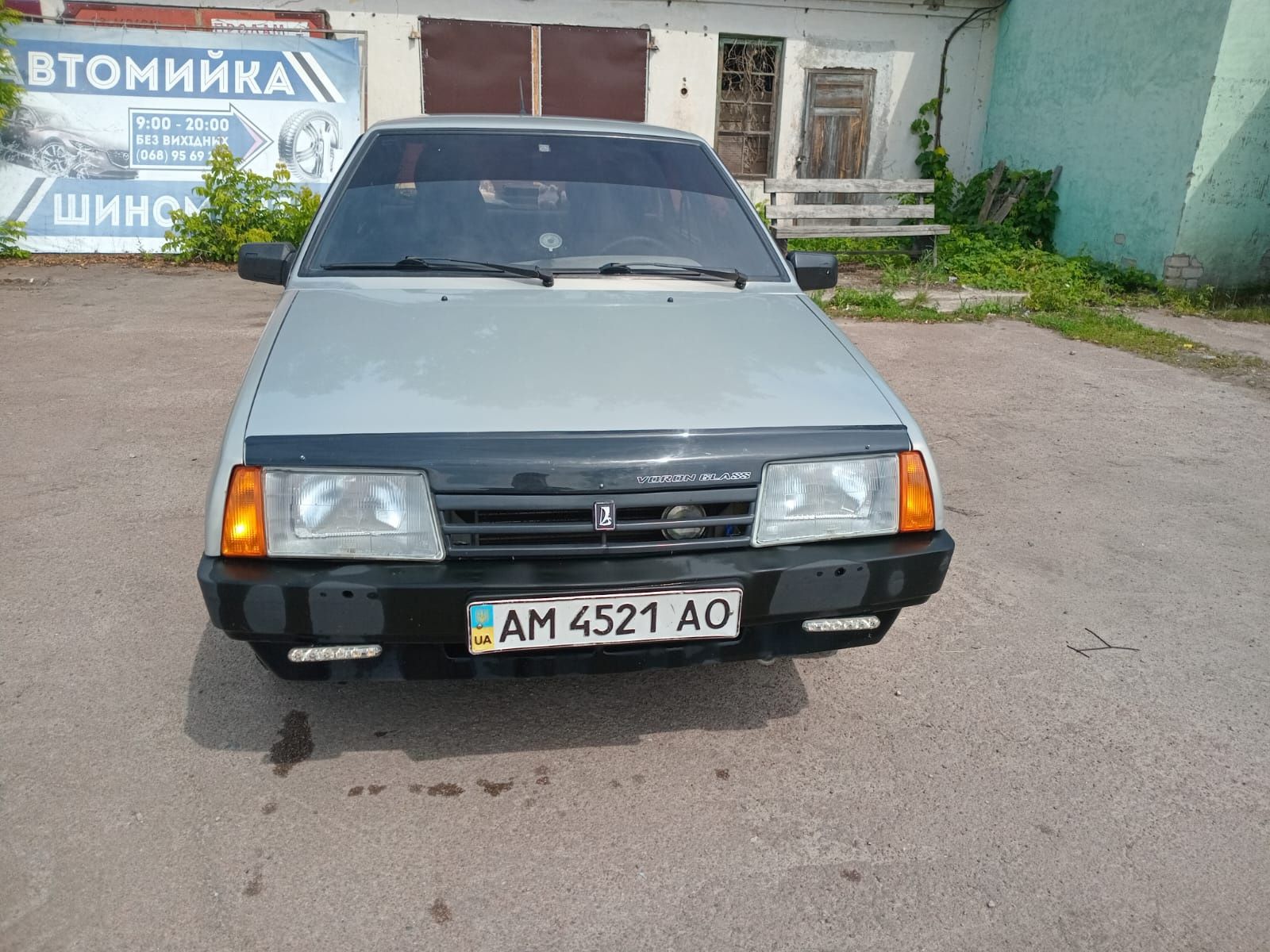 Автомобіль ВАЗ 21099