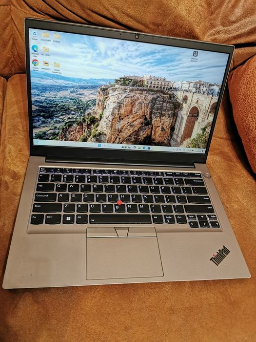 Ноутбук Lenovo E14, 14", Ryzen 7 5825u, 16/512 m.2 NVMe, win 11