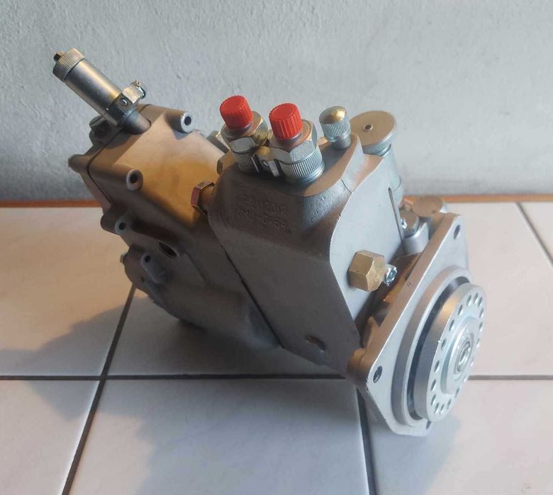 Pompa Wtryskowa T25 - Polska C330!  LEDA- (kosz rozrządu)!