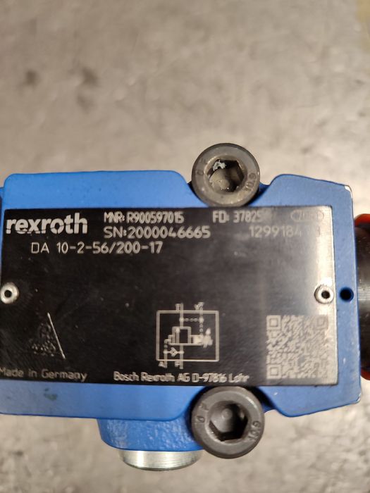 Новий гідравлічний клапан