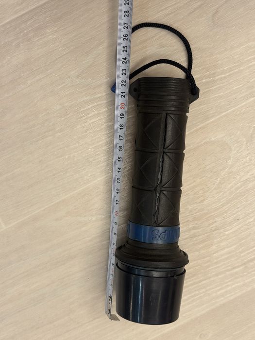 пылевлагоударозащищенный ручной фонарь PHILIPS