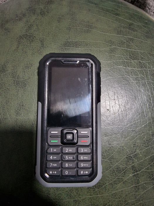 Telemóvel TCL novo